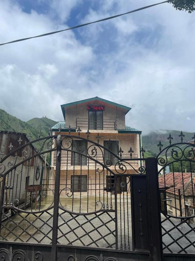Hotel Shina Kazbegi Eksteriør bilde