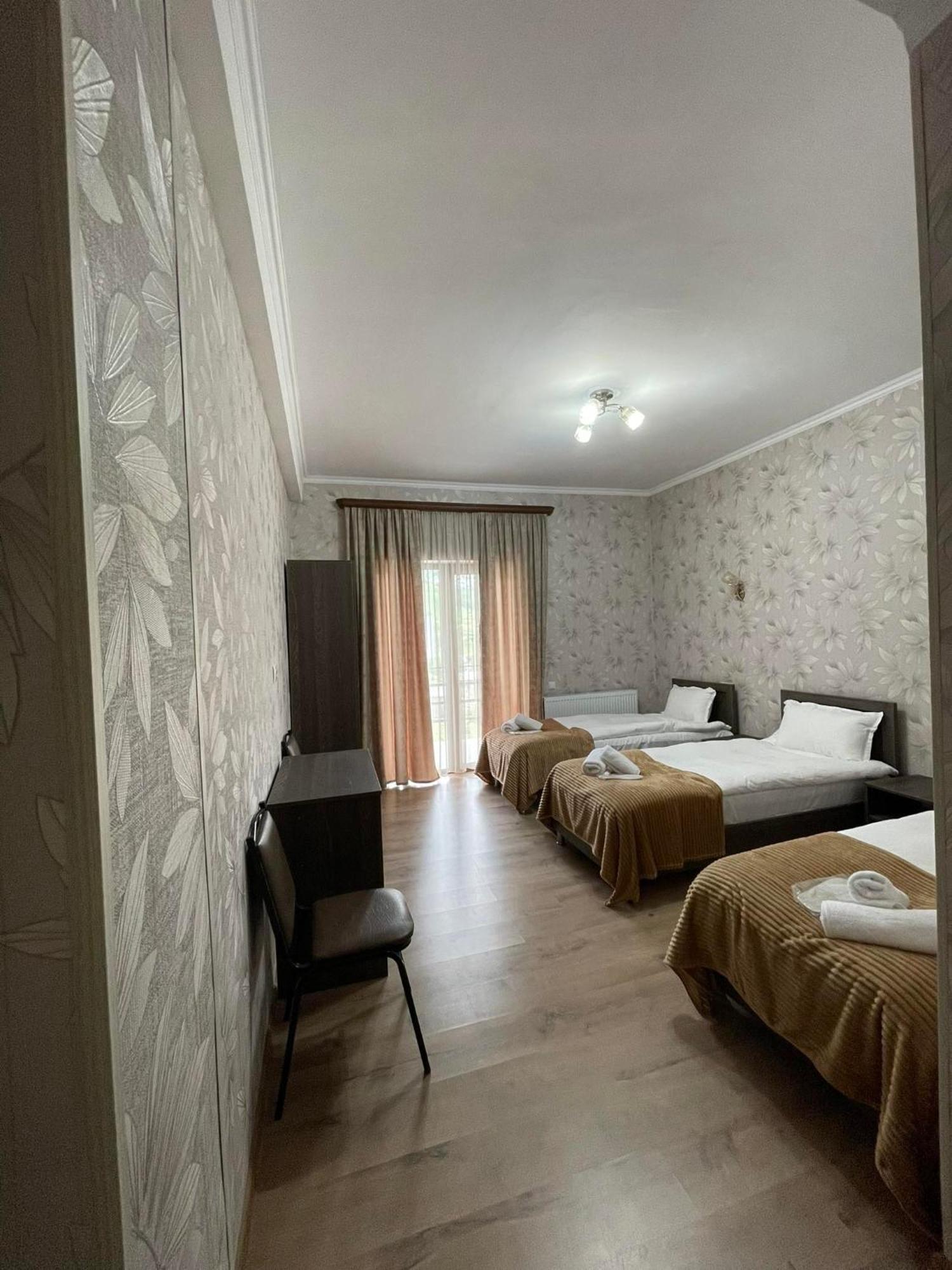 Hotel Shina Kazbegi Eksteriør bilde